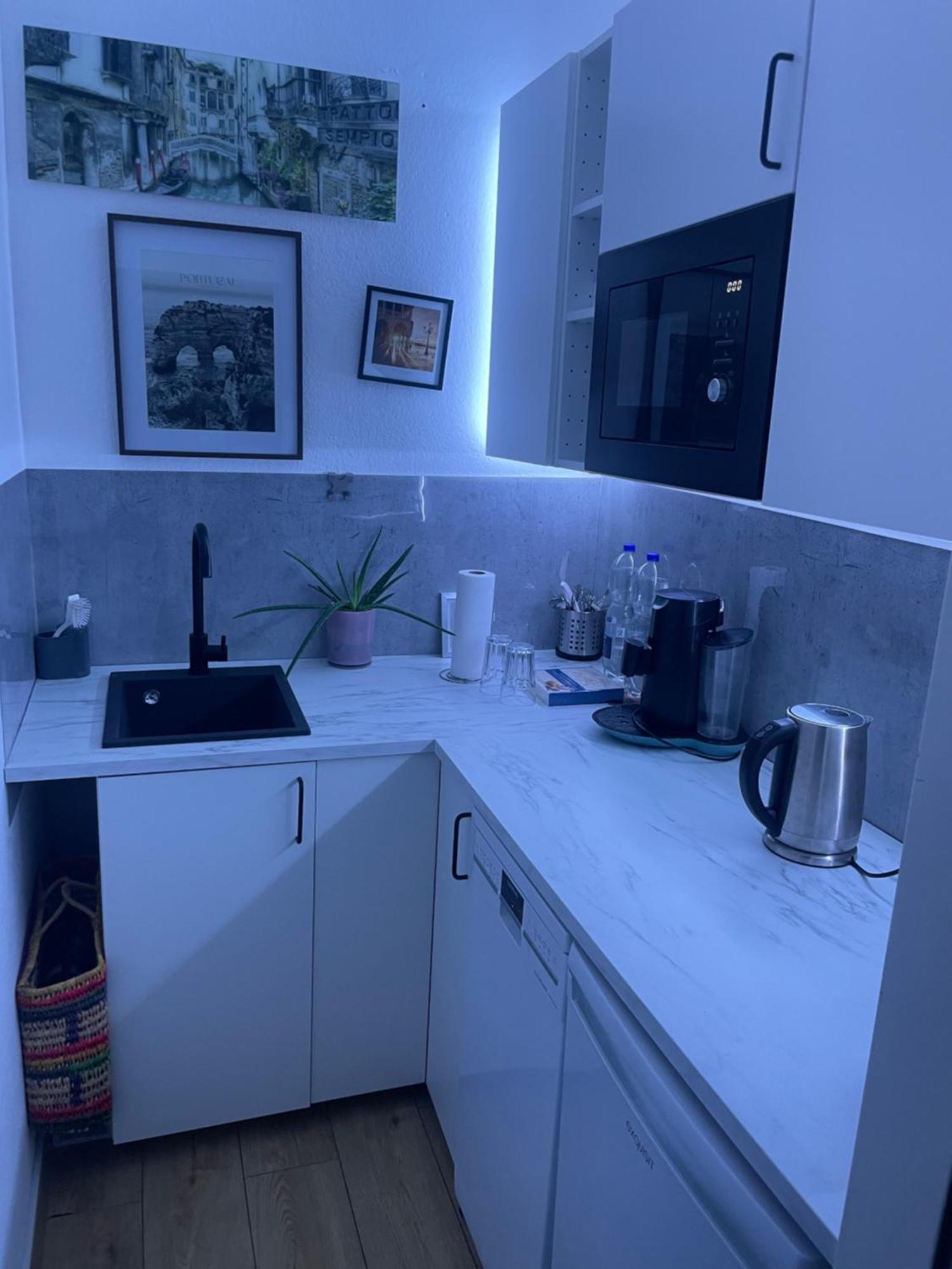 Koeln Wohnung 4 Min Naehe Von Hbf Und Dom Mit Garten ,Balkon & Office ภายนอก รูปภาพ